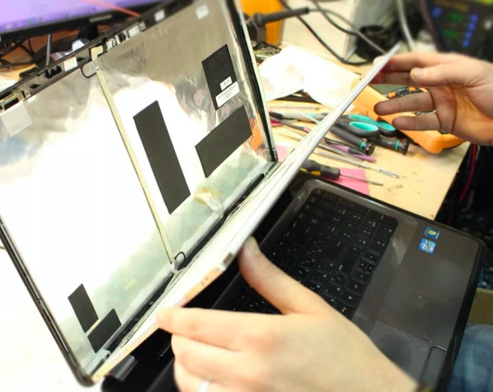 замена матрицы на ноутбуке замена матрицы на ноутбуке в районе Гольяново города Москвы